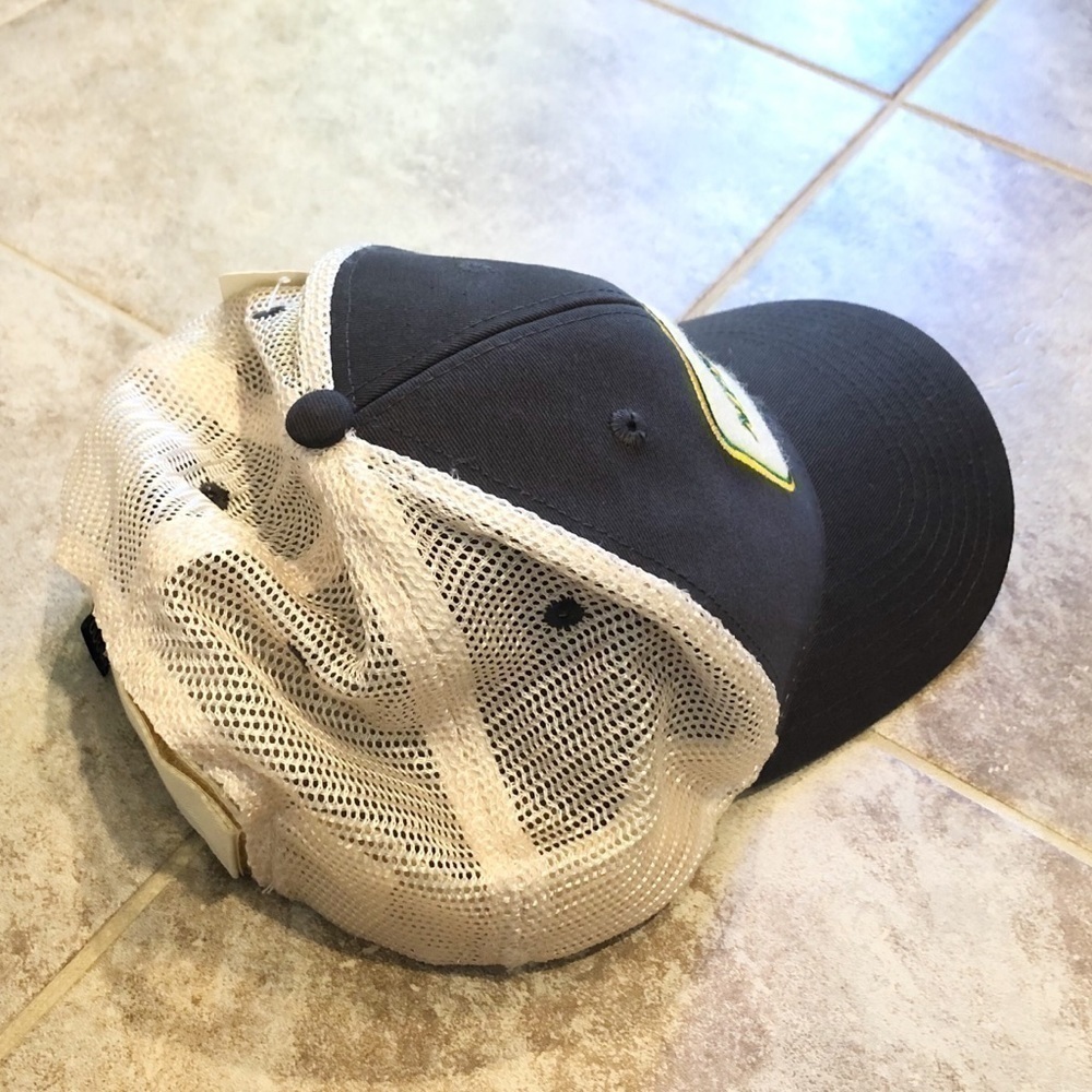 🆕 NDSU Bison adjustable mesh ball cap hat - Picture 5 of 7